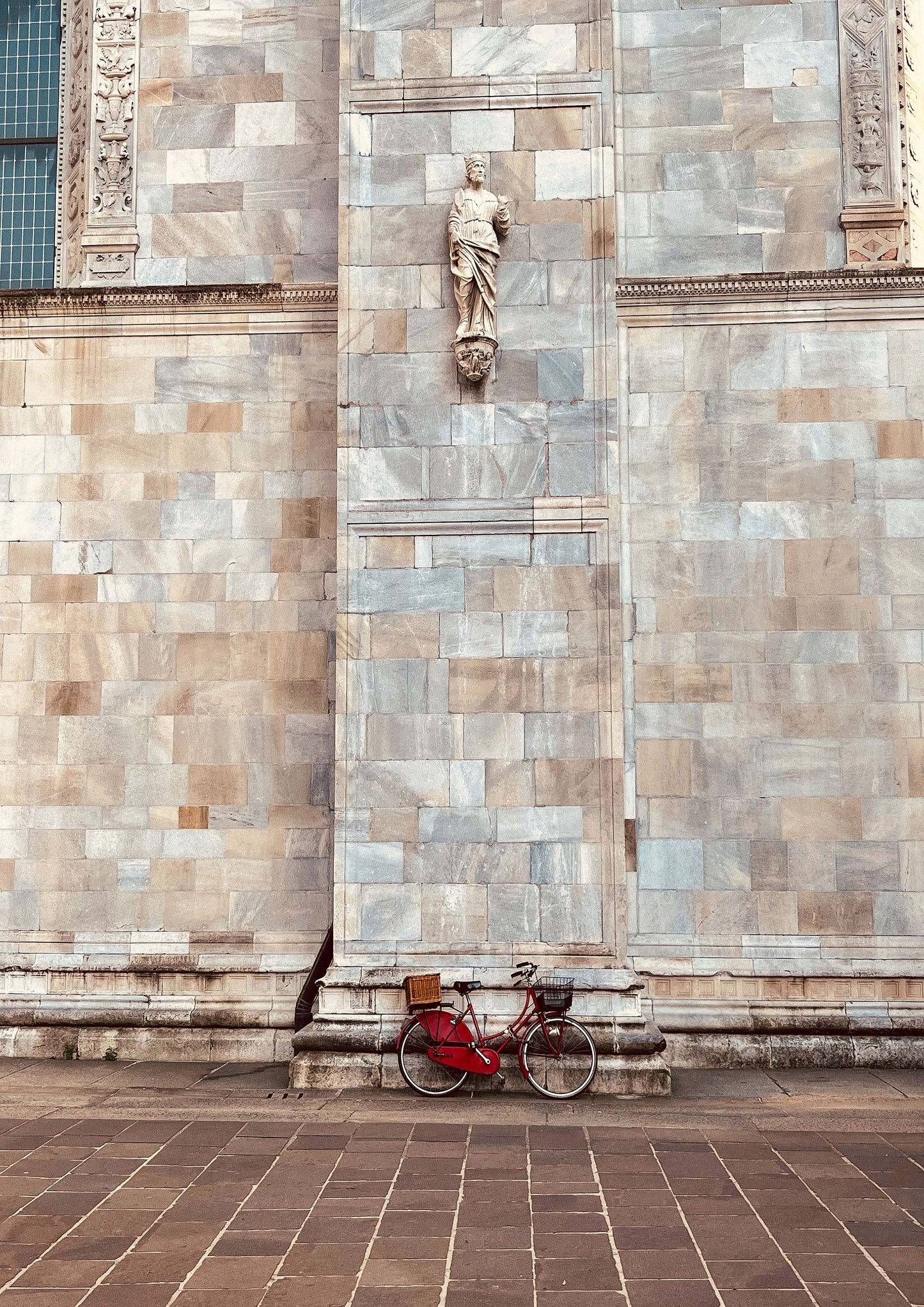 Fine art print titled “Silenzio a Como,” capturing a tranquil moment on Lake Como with still waters, soft light, and a quiet lakeside vista. This serene image evokes peaceful solitude and Italian refinement—perfect for minimalist, calming, or romantic interior spaces.